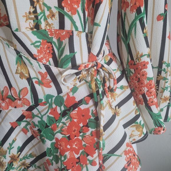 Zara Basic Small blouse top striped floral v-neck open bell sleeve drawstring - Picture 6 of 12